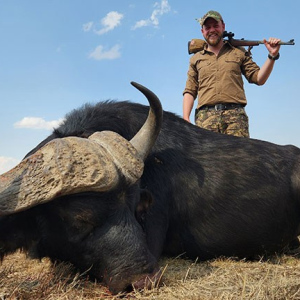 roger-berger-safaris-hunting-Dangerous-Game-buffallo